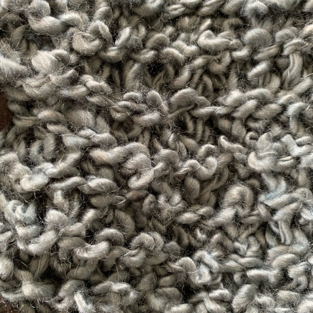 NWT Handmade Gray Cowl Scarf With Buttons - Picture 5 of 5